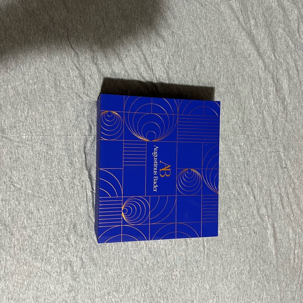 Augustinus Bader gift set